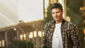 Image of Chayanne - Bailemos Otra Vez Tour