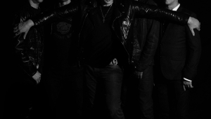 Image of Queens of The Stone Age - PERFECTH WORLD TOUR